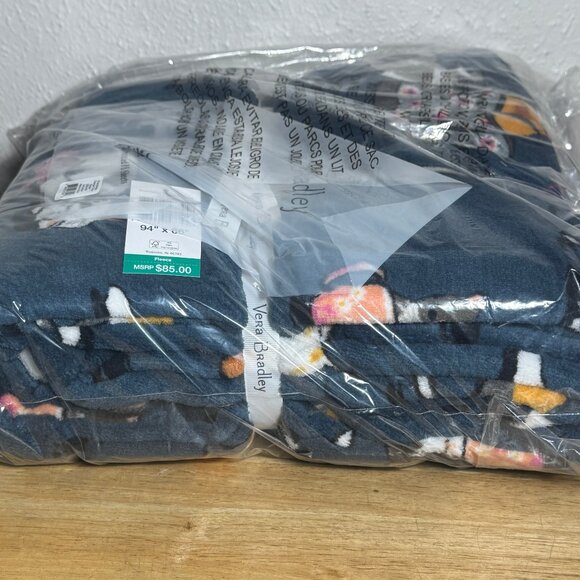 Vera Bradley Oversized Throw Blanket in Cat's Meow NWT 94" x 66" - Picture 4 of 7